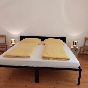 Ferienunterkuenfte In Sievering Mit Self-check-in Apartment Wien