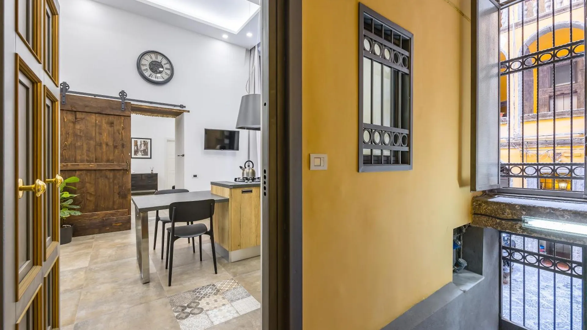 Palazzo Mormando - Industrial Apartment Naples