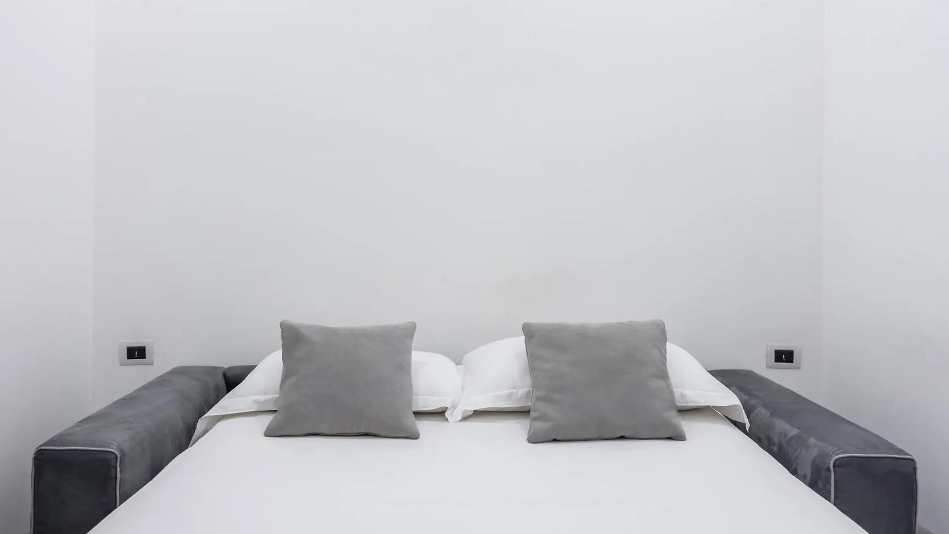 Palazzo Mormando - Industrial Apartment Naples