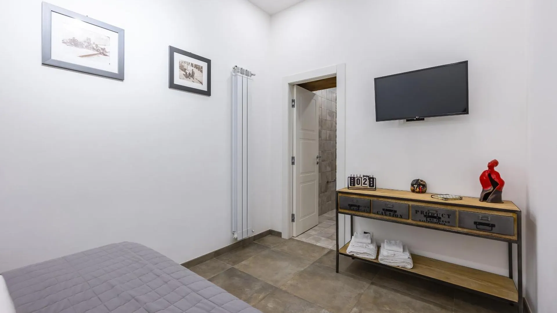 Palazzo Mormando - Industrial Apartment Naples Italy